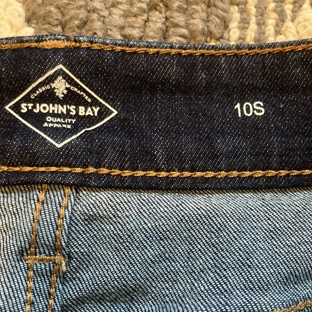 St John’s Bay Mid Rise Straight Leg Jeans Size 10S - Picture 3 of 3
